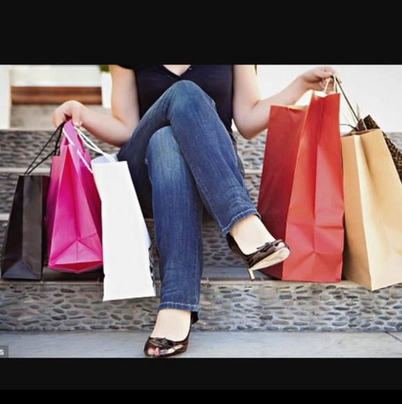 🎉PLEASE READ BEFORE OFFERING🎉 - Picture 4 of 5